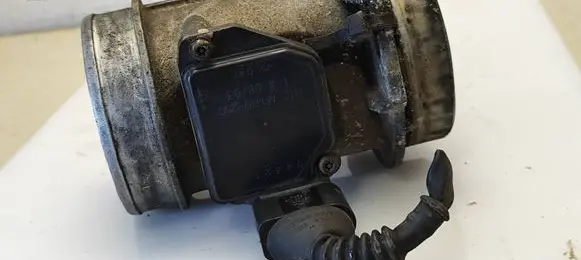 Audi A4 S4 B6 8E 8H Mass air flow meter 059906461C