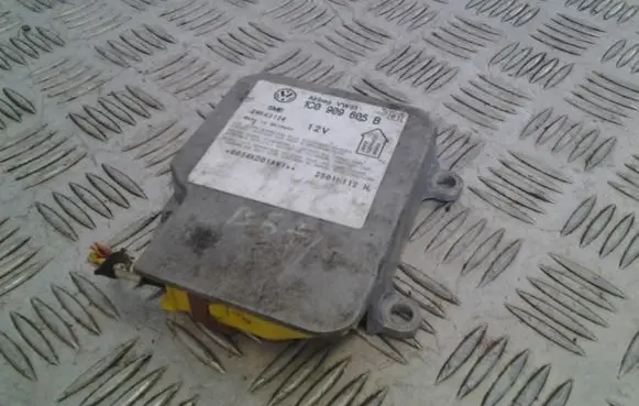 Volkswagen PASSAT B5.5 Airbag control unit/module 1C0909605B 5WK43124