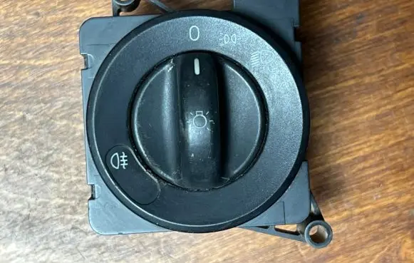 Mercedes-Benz Sprinter W906 Light switch A9065450104 ZGS003 2153148