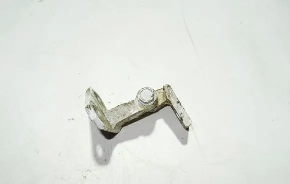 Volkswagen PASSAT B6 Front door upper hinge