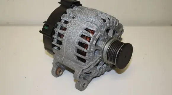 Audi A4 S4 B9 Generator/alternator 04L903024