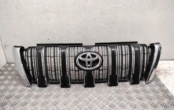 Toyota Land Cruiser (J150) Front bumper upper radiator grill 5314360020 5311160A61 5310160B81