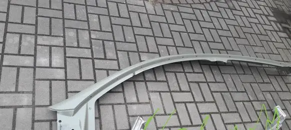 Tesla Model Y Roof 