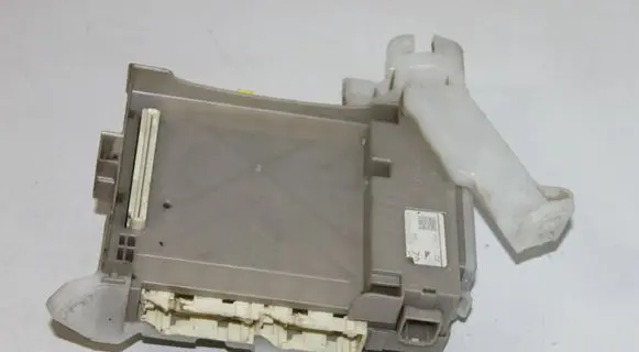 Toyota Prius (XW30) Other control units/modules 8273047450A