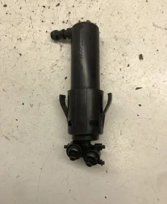 Opel Mokka Headlight washer spray nozzle 95217682 8WT00991705