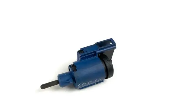 Volkswagen Polo III 6N 6N2 6NF Brake pedal sensor switch 1j0927189