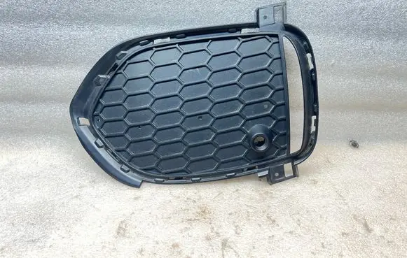 BMW X5 F15 Front grill 8056856 10503410