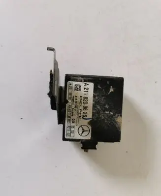 Mercedes-Benz E W211 Alarm control unit/module A2118209626
