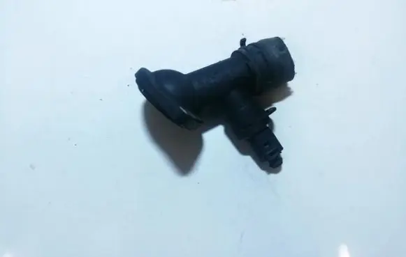 Volkswagen PASSAT B6 Engine coolant pipe/hose 036121121d 03l121121a