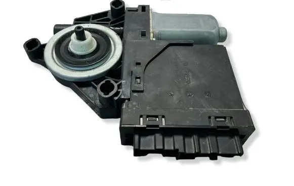 Volvo XC40 Front door window regulator motor 31674755