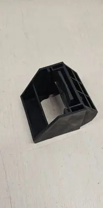 BMW 5 E60 E61 Radiator mount bracket 17117519271