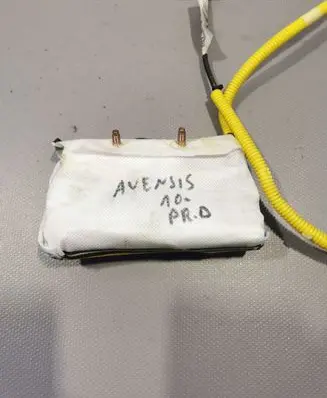 Toyota Avensis T270 Seat airbag