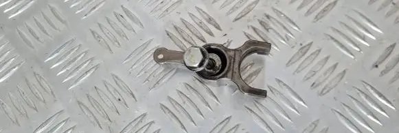 Isuzu D-Max Fuel Injector clamp holder