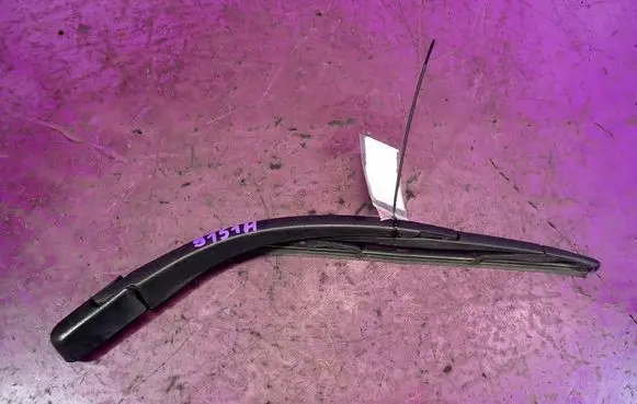 Toyota Aygo AB10 Rear wiper blade arm 