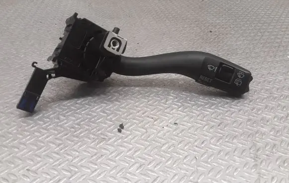 Audi A3 S3 A3 Sportback 8P Wiper control stalk 8P0953519A