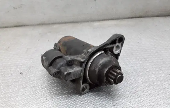 Volkswagen Golf VI Starter motor