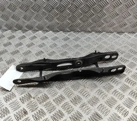 BMW 8 G14 Rear upper control arm/wishbone 6875104