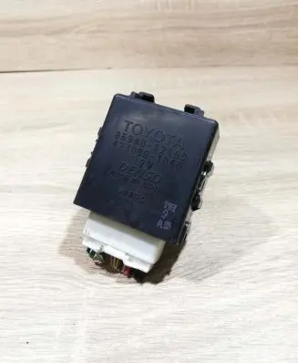 Toyota Carina T150 Window wiper relay 8594012160 4230001060