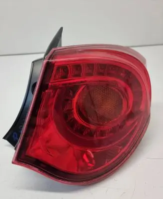 Alfa Romeo Giulietta Rear/tail lights 0050513612