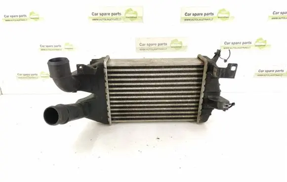 Opel Astra H Intercooler radiator 13213402