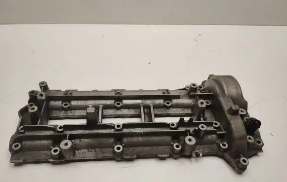 Mercedes-Benz E W212 Rocker cam cover A6420101230