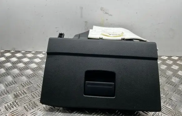 Ford Mondeo MK IV Glove box CS71A06010AA CS71A06010