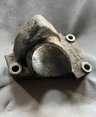 Opel Astra H Driveshaft support bearing bracket 55184510 5518451