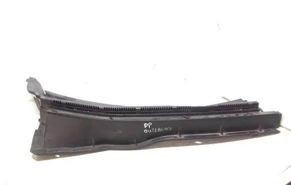 Mitsubishi Outlander Wiper trim 7405A064
