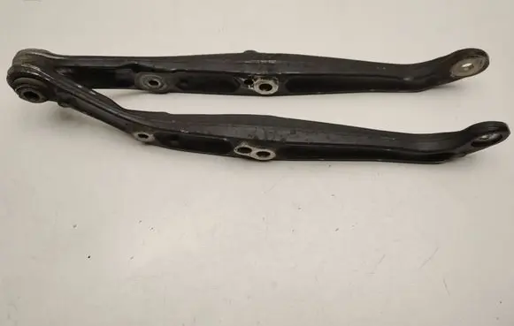 Mercedes-Benz E W211 Rear control arm A2113500306