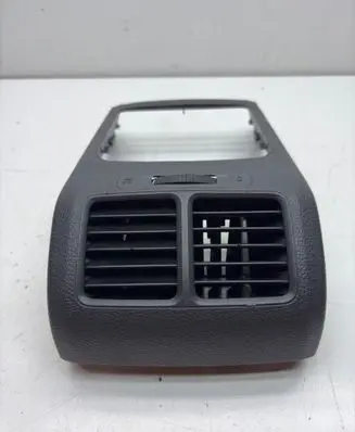 Volkswagen Golf V Rear air vent grill 1K5863289A