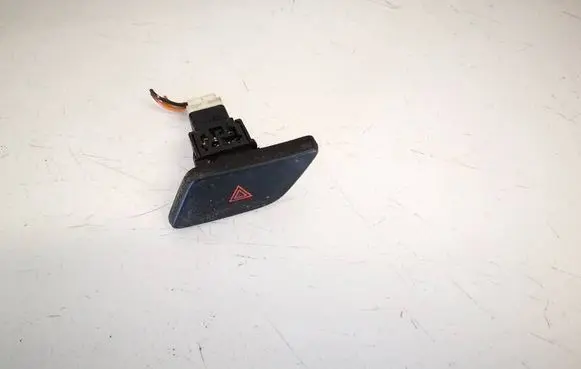Nissan Murano Z50 Hazard light switch niles06019
