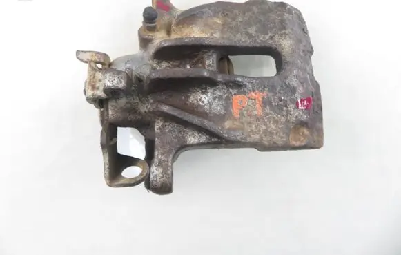 Volkswagen Transporter - Caravelle T4 Rear brake caliper