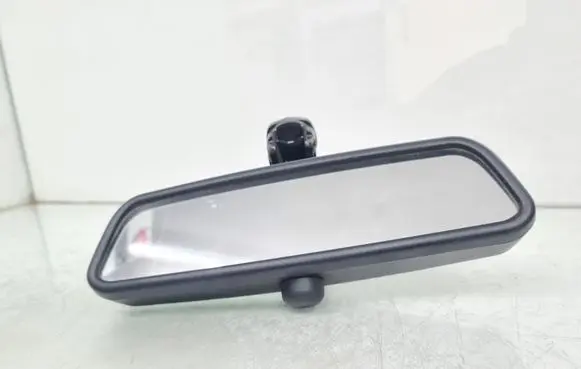 Rear view mirror (interior)