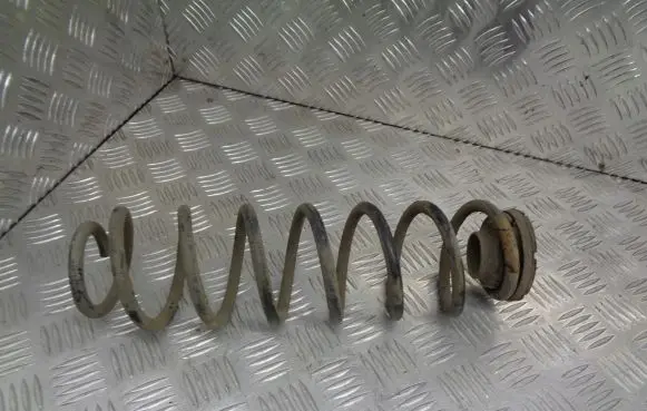 Skoda Fabia Mk1 (6Y) Rear coil spring
