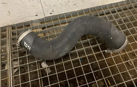 Audi A6 S6 C7 4G Intercooler hose/pipe 4G0145737P