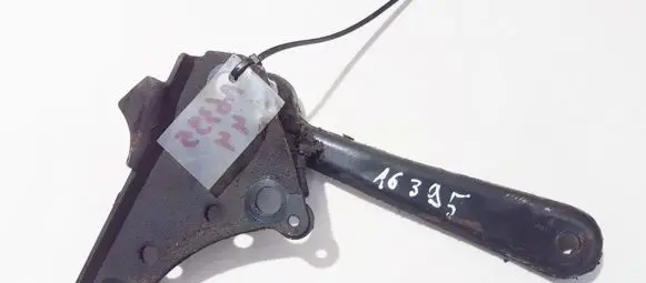 Citroen C3 Engine mounting bracket