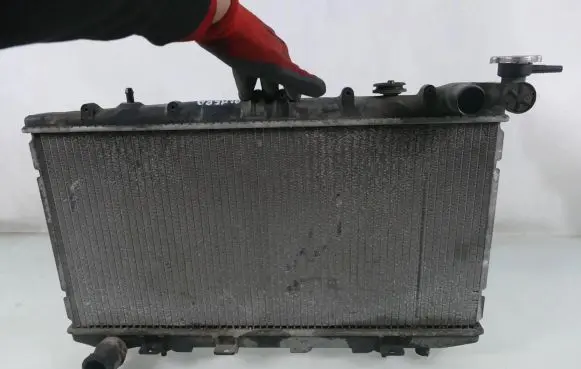 Nissan Almera Coolant radiator