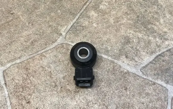 Detonation knock sensor