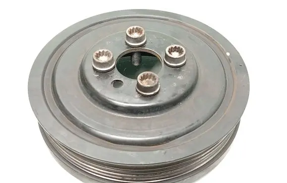 Volkswagen Tiguan Crankshaft pulley 03G105243C