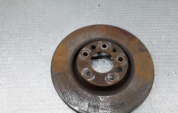 Opel Zafira B Front brake disc