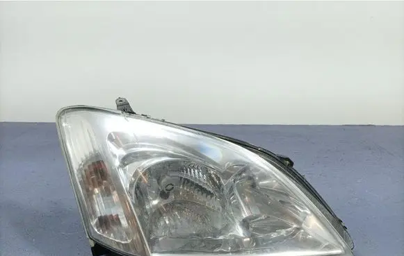 Toyota Corolla E120 E130 Headlight/headlamp 81130-02150