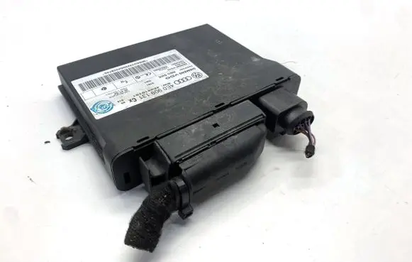 Audi A8 S8 D3 4E Other control units/modules 4E0909131