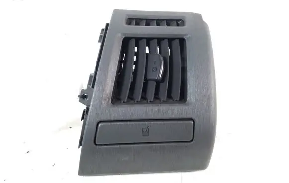 Toyota Prius+ (ZVW40) Dashboard side air vent grill/cover trim 55062-47030