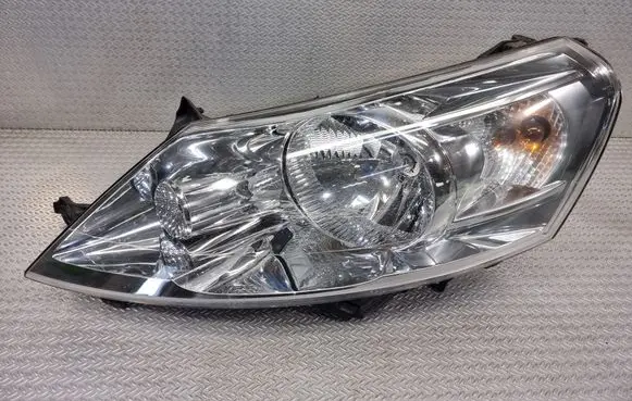 Citroen Jumpy Headlight/headlamp 1401368180