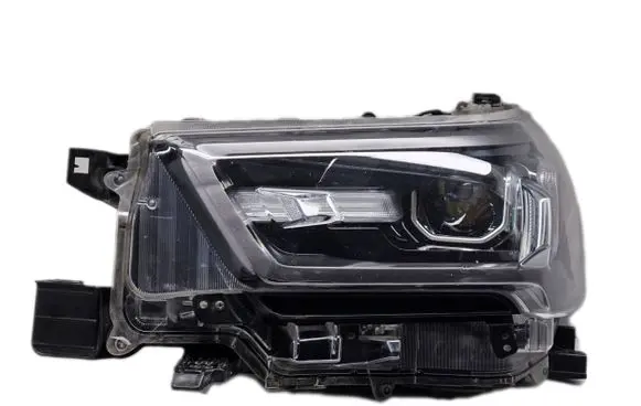 Toyota Hilux VIII Headlight/headlamp 81150-0KU80