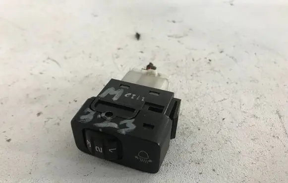 Mazda 323 Other switches/knobs/shifts 1212123