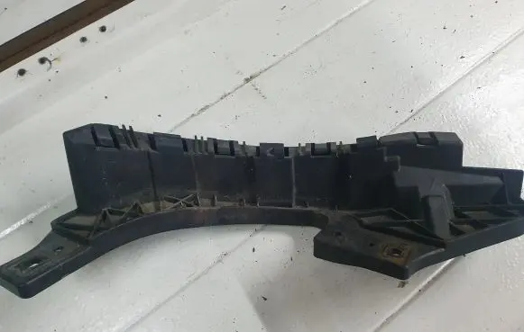 Subaru Forester SH Headlight/headlamp mounting bracket