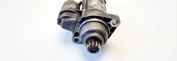 Volkswagen Golf IV Starter motor 02M911023C