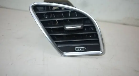 Audi A4 S4 B8 8K Dashboard side air vent grill/cover trim 8T1820902G