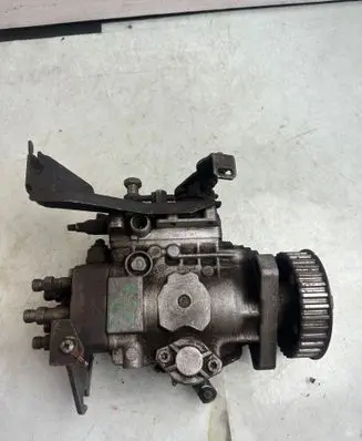 Volkswagen Multivan T4 Fuel injection high pressure pump 43223